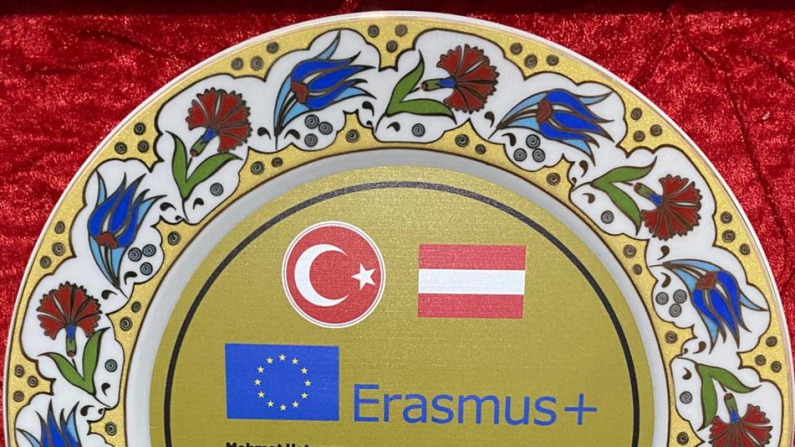 ERASMUS + PROJEMİZ...